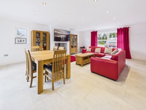 Living Room- click for photo gallery